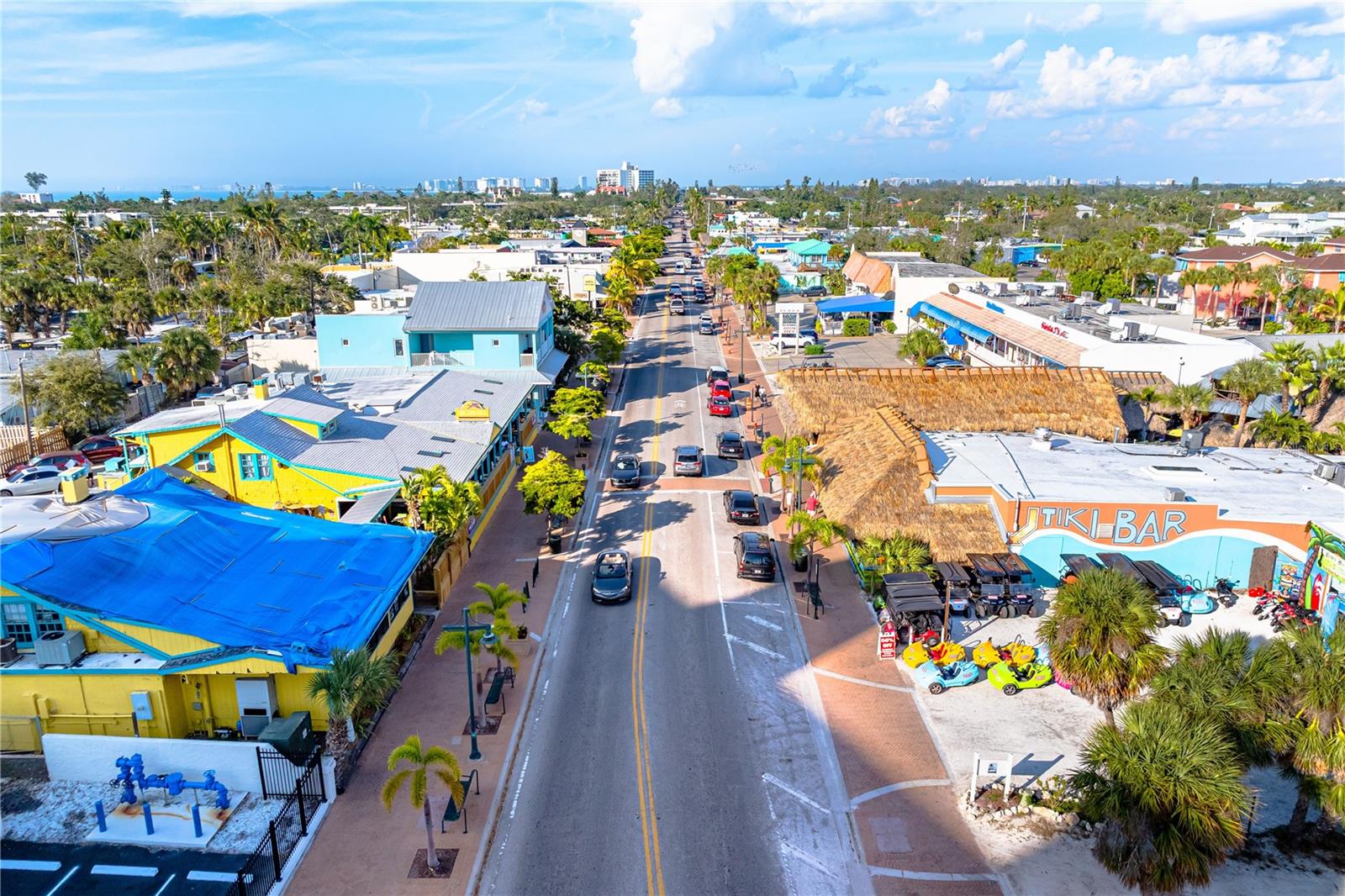 5880 MIDNIGHT PASS RD #302