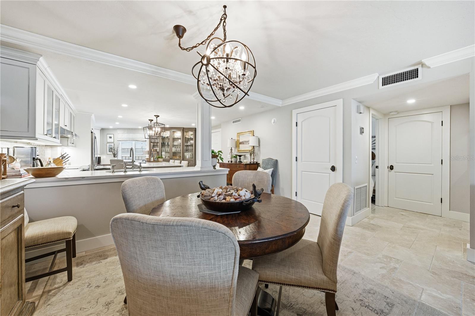 5880 MIDNIGHT PASS RD #302