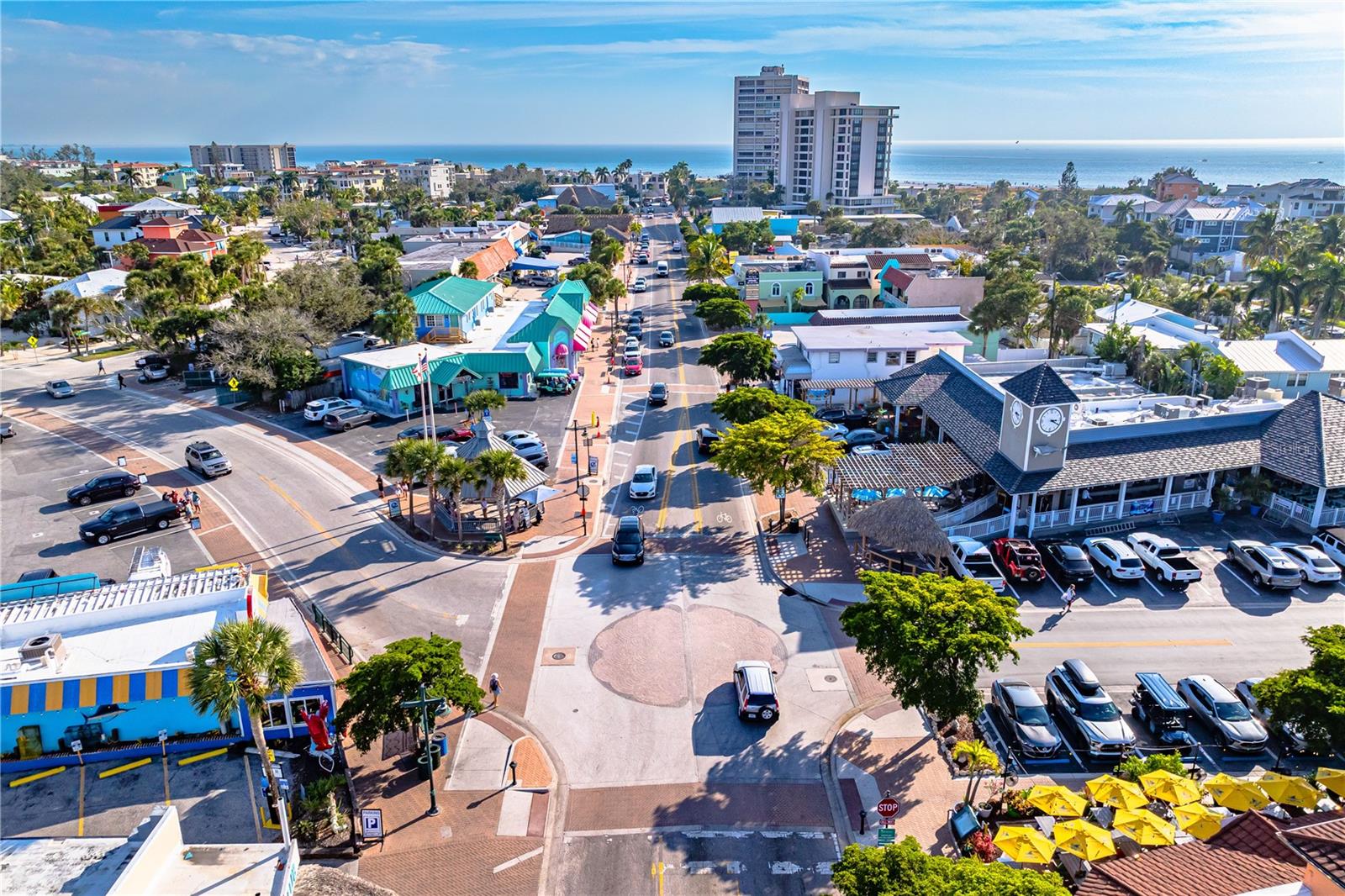 5880 MIDNIGHT PASS RD #302