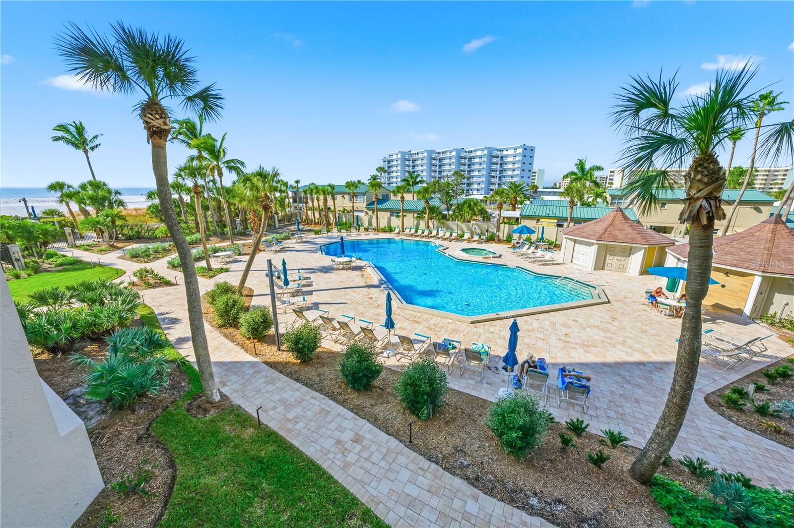 5880 MIDNIGHT PASS RD #302