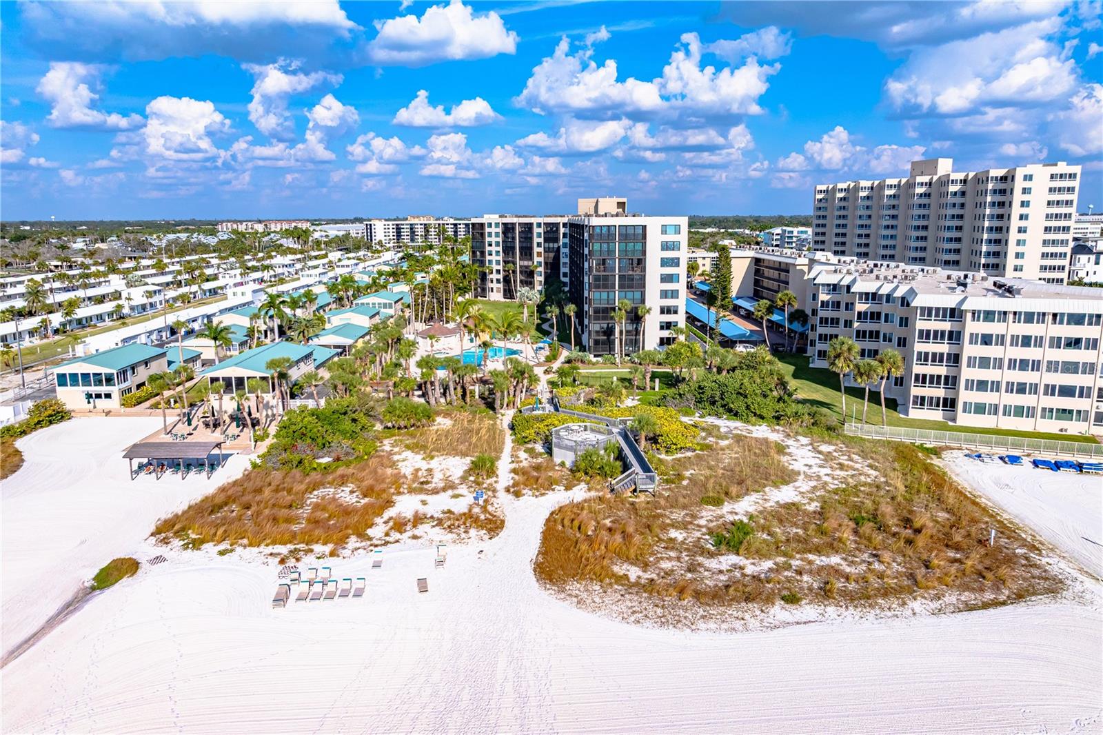 5880 MIDNIGHT PASS RD #302