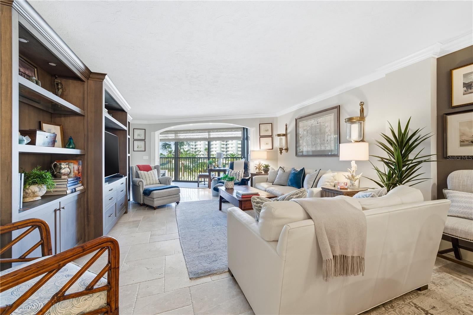 5880 MIDNIGHT PASS RD #302