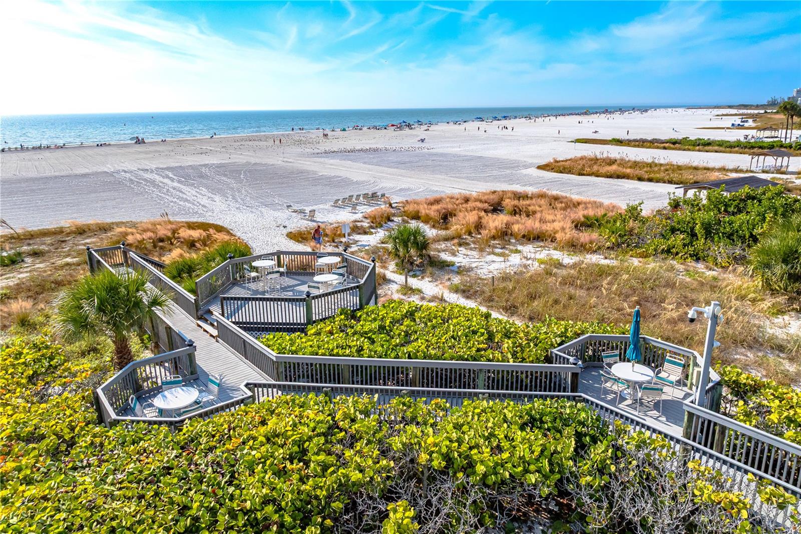 5880 MIDNIGHT PASS RD #302