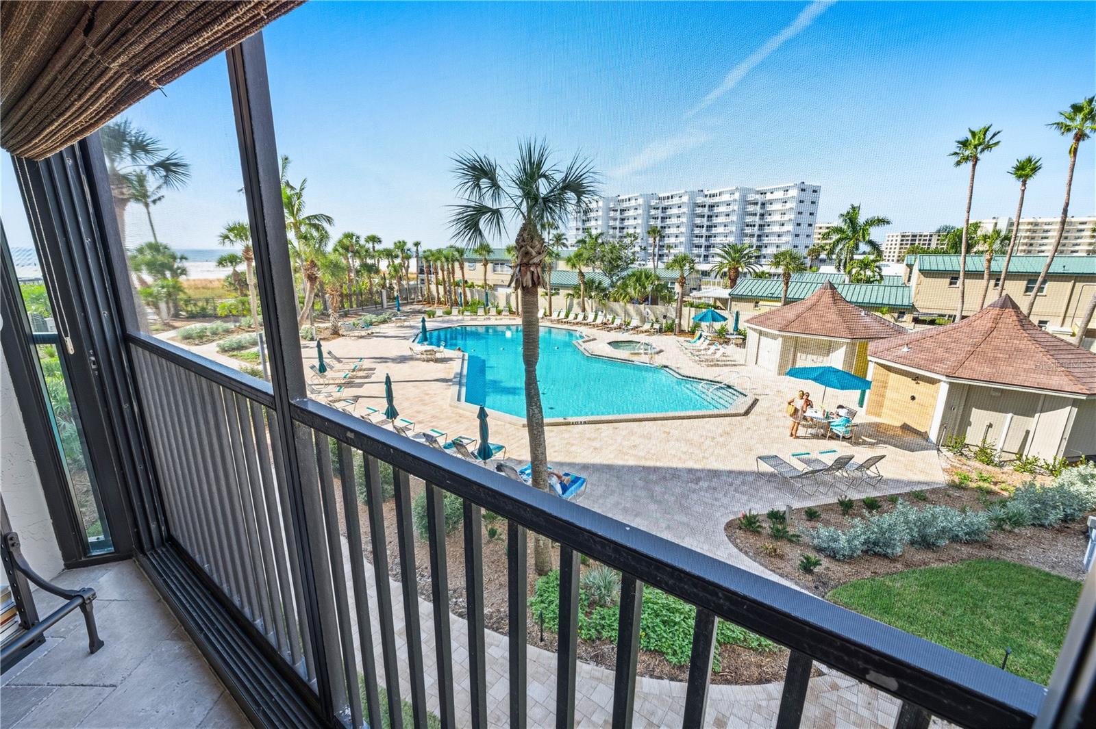 5880 MIDNIGHT PASS RD #302