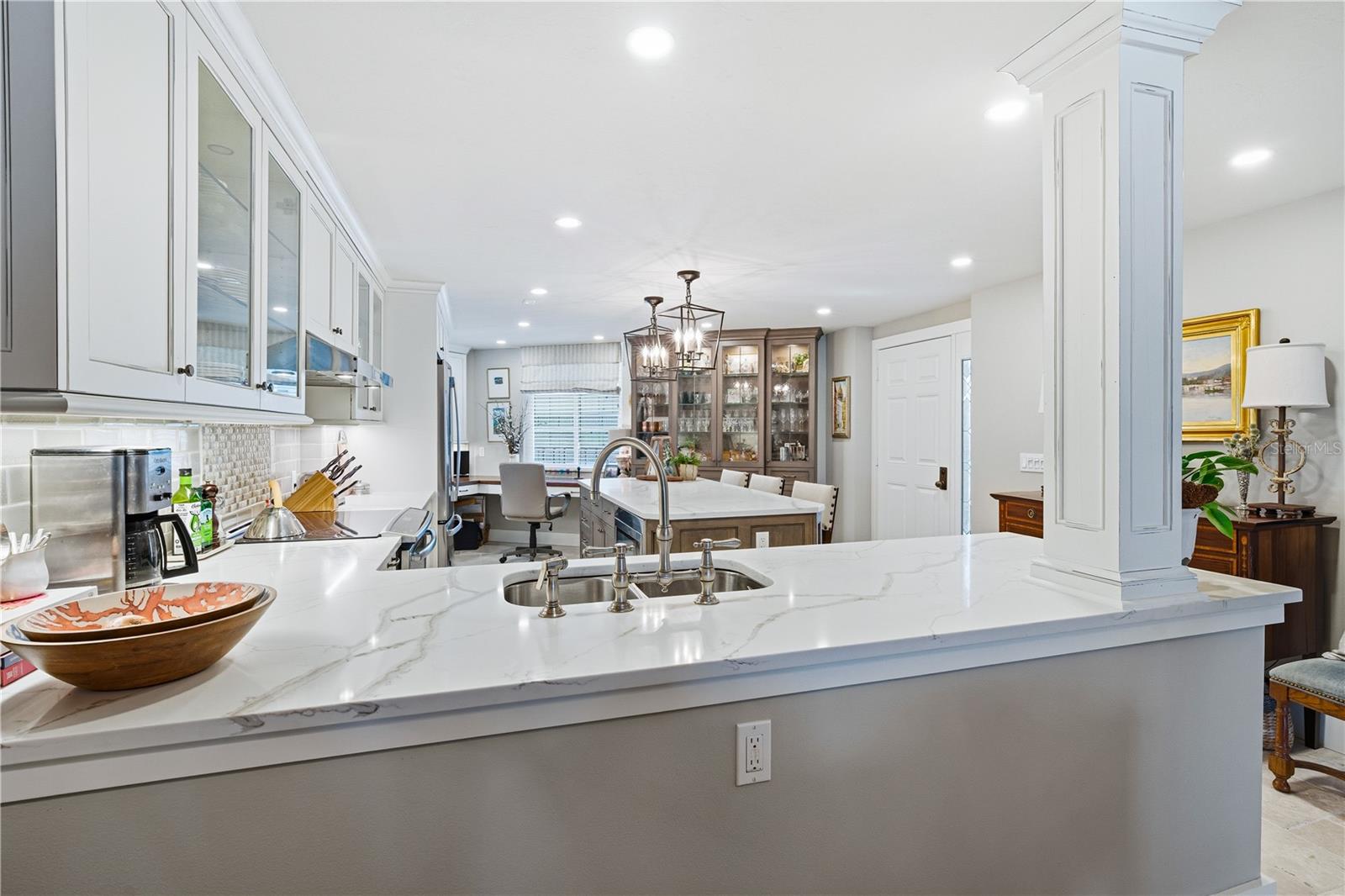 5880 MIDNIGHT PASS RD #302