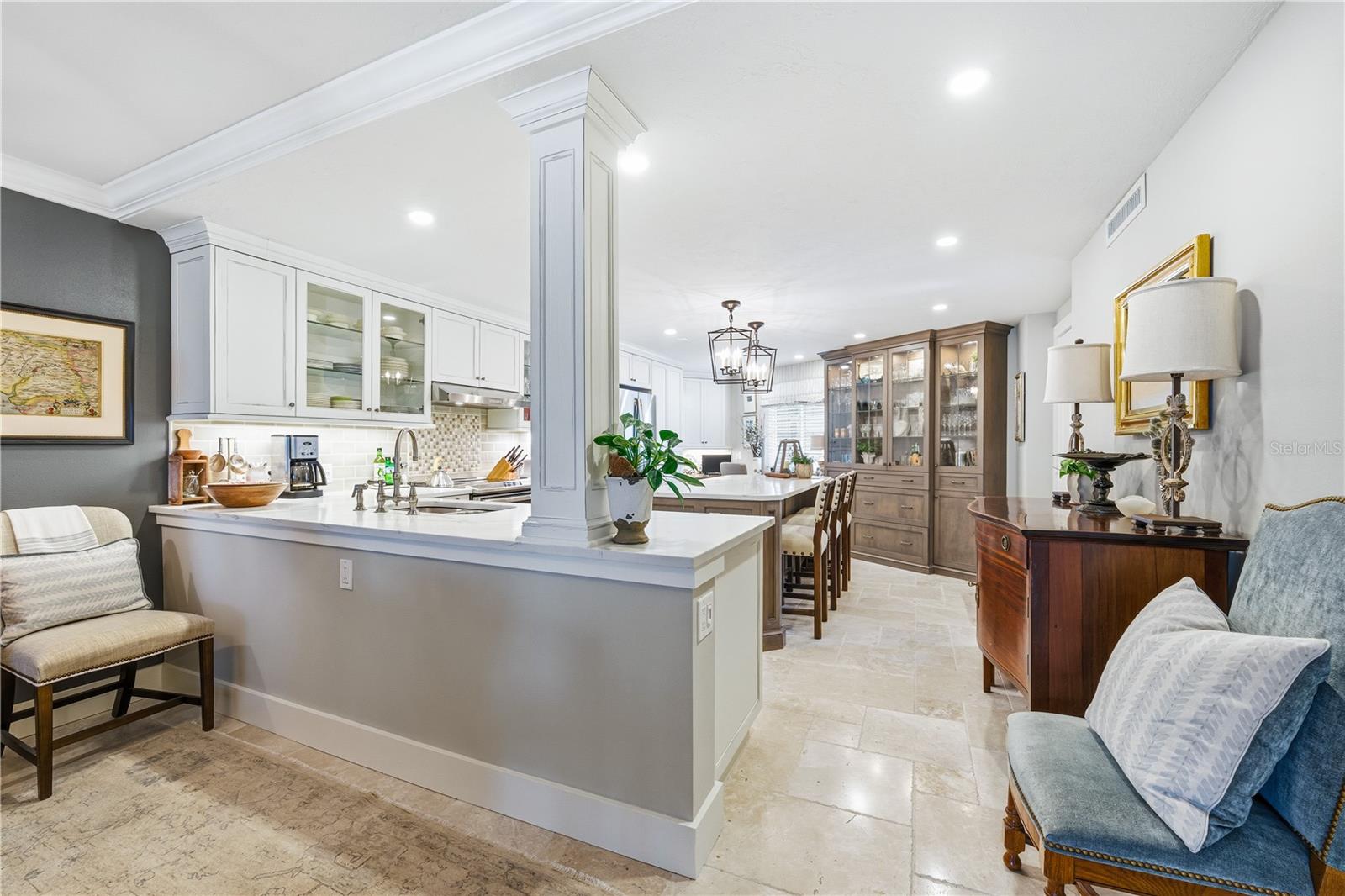 5880 MIDNIGHT PASS RD #302