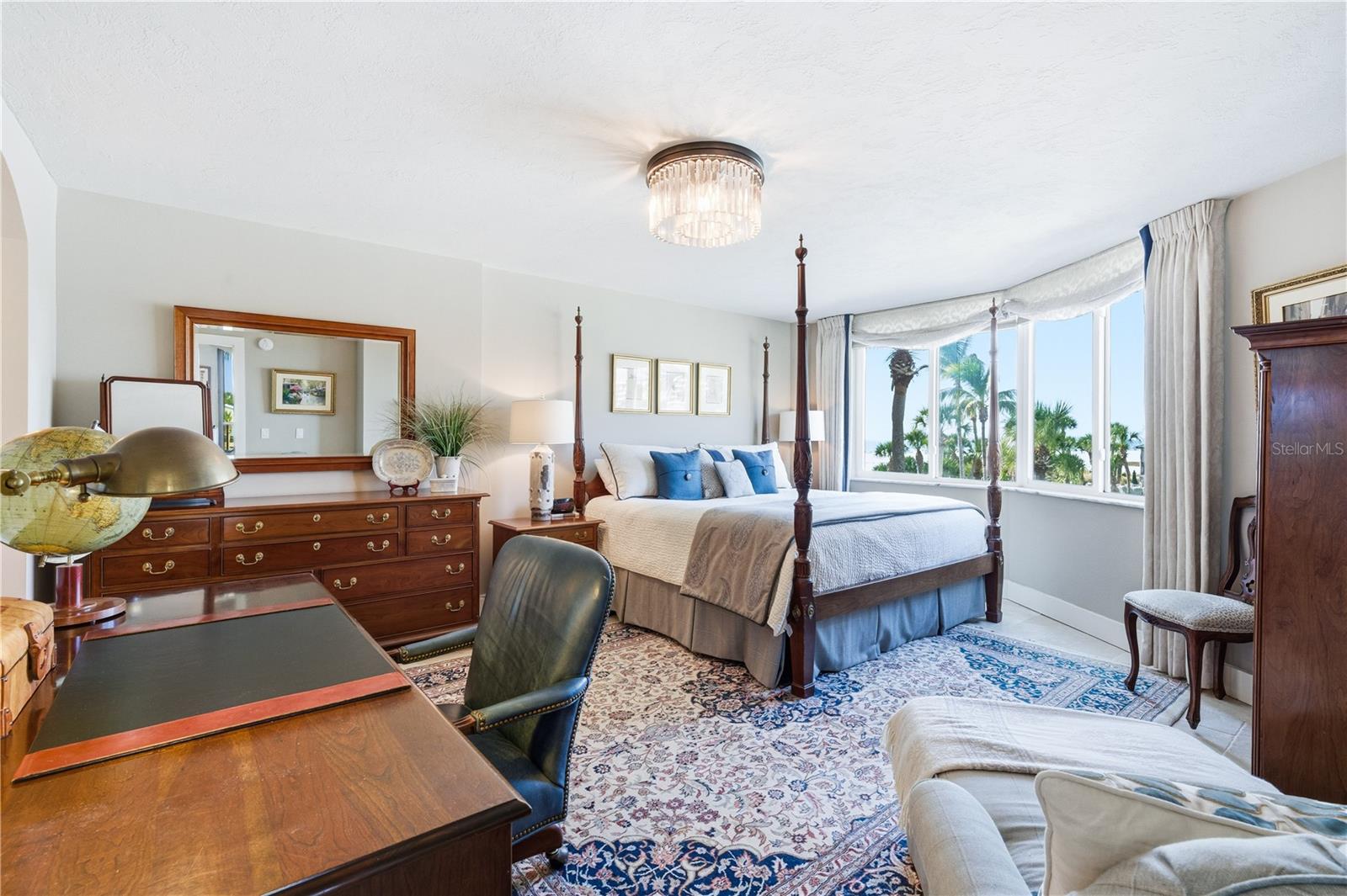 5880 MIDNIGHT PASS RD #302