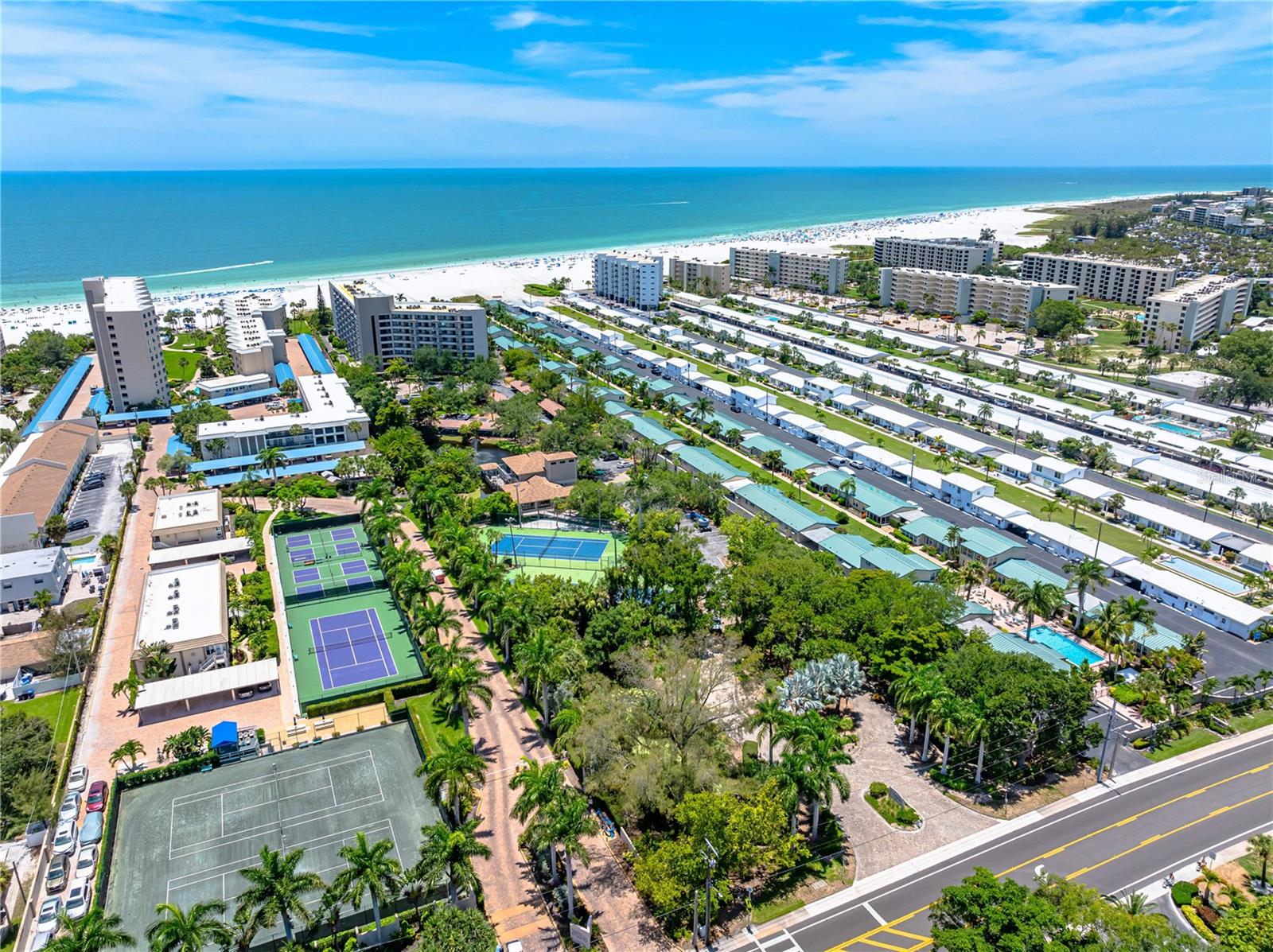 5880 MIDNIGHT PASS RD #302