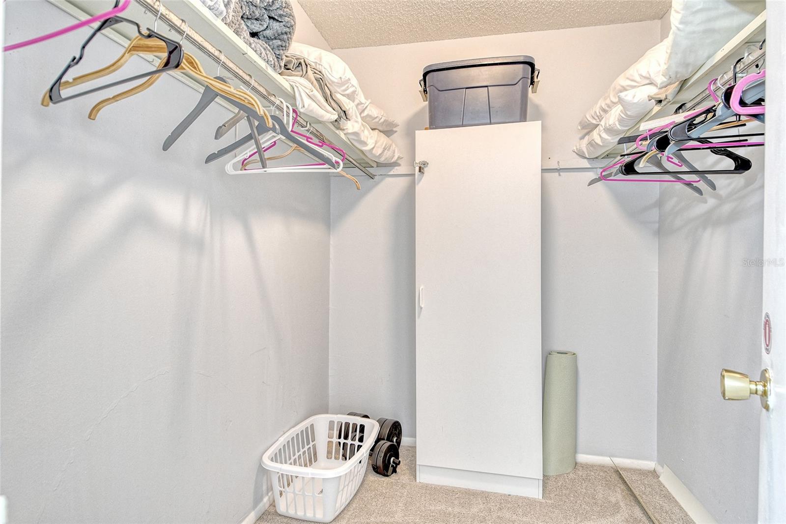 6157 MIDNIGHT PASS RD #G22