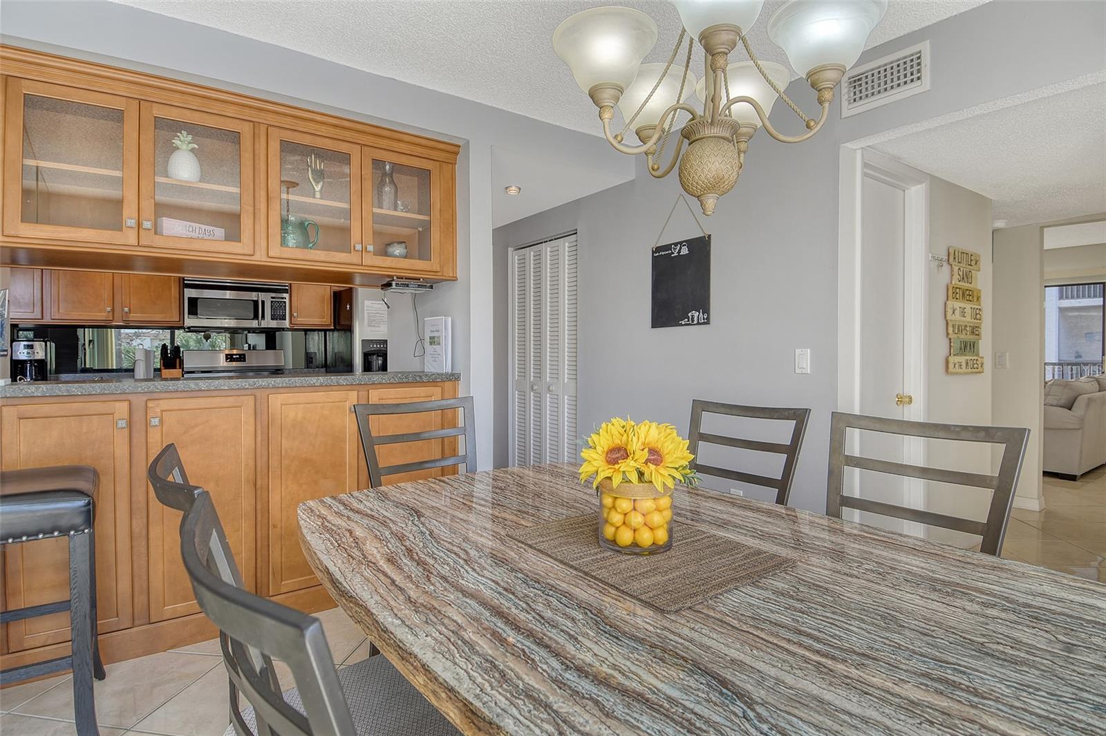 6157 MIDNIGHT PASS RD #G22