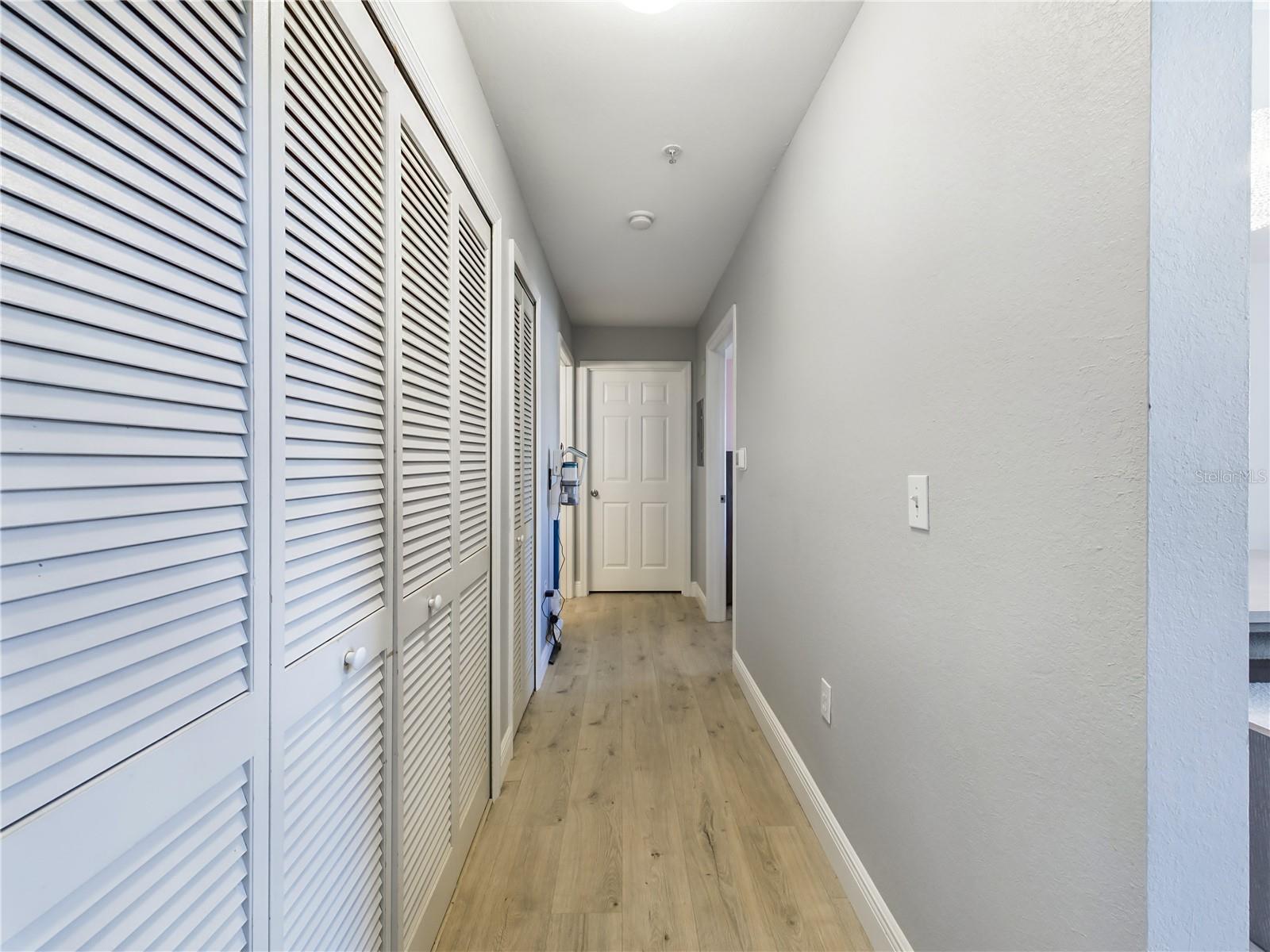 5521 ROSEHILL RD #203