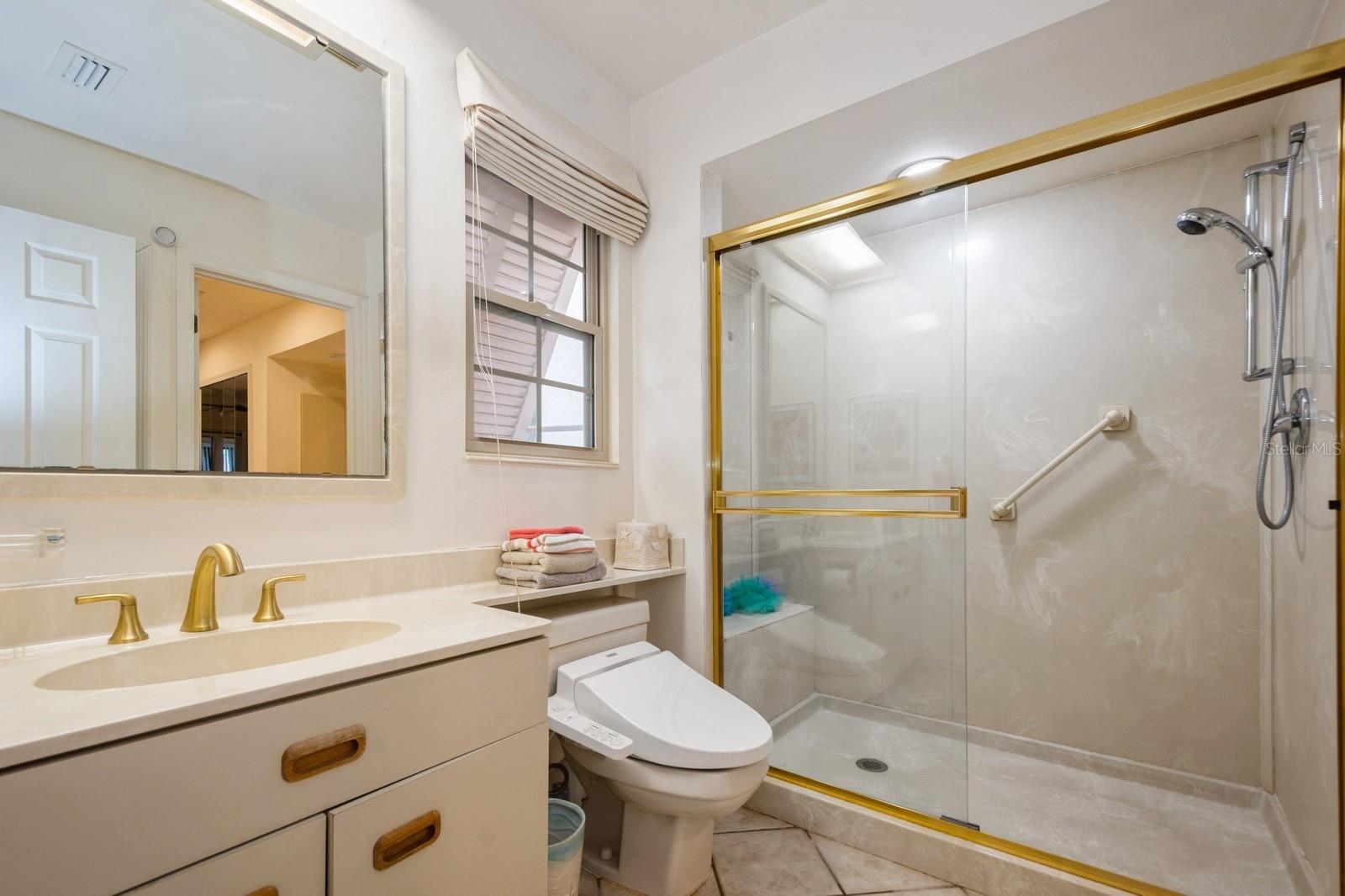 1195 COQUILLE ST #309