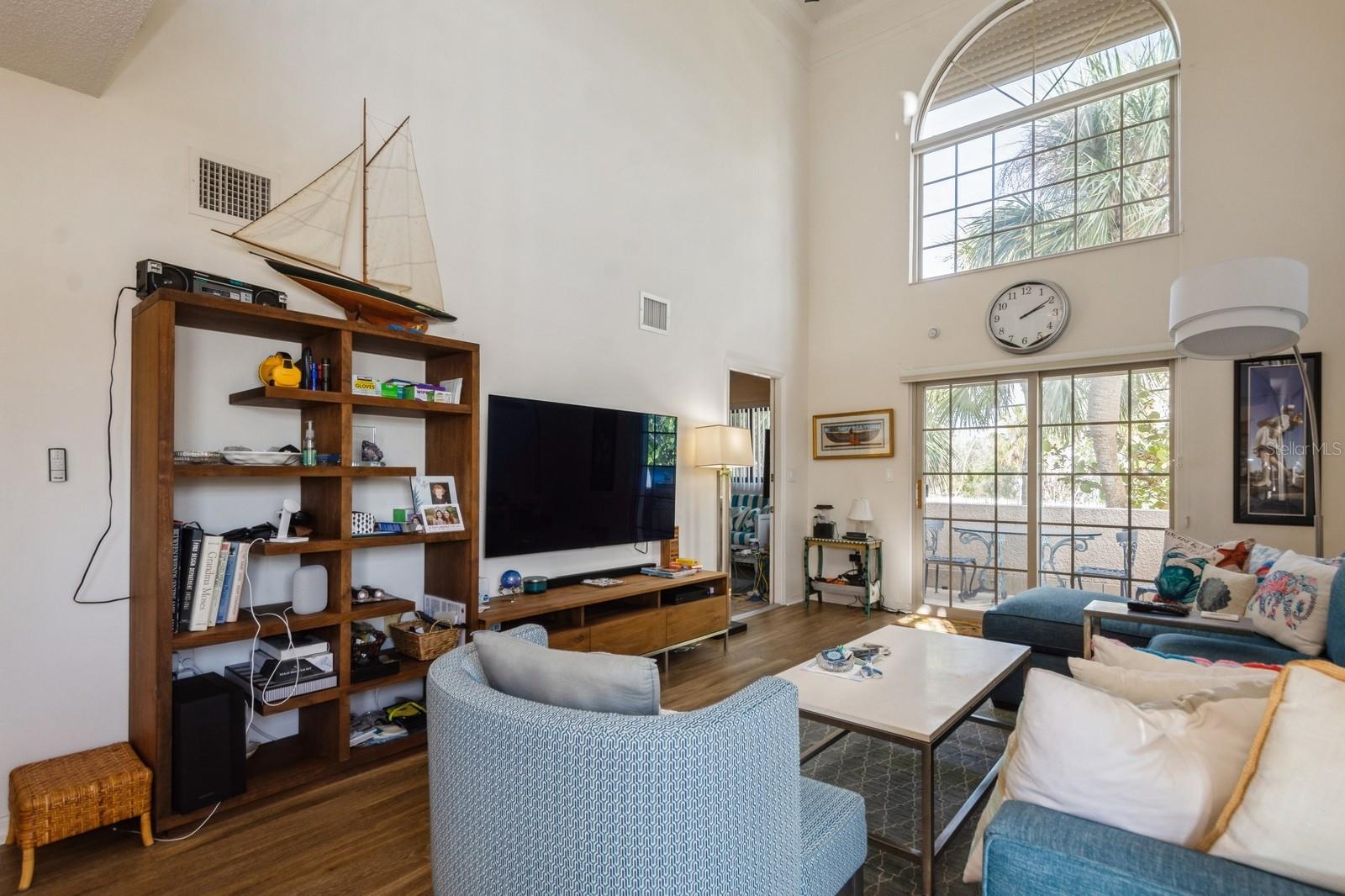 1195 COQUILLE ST #309