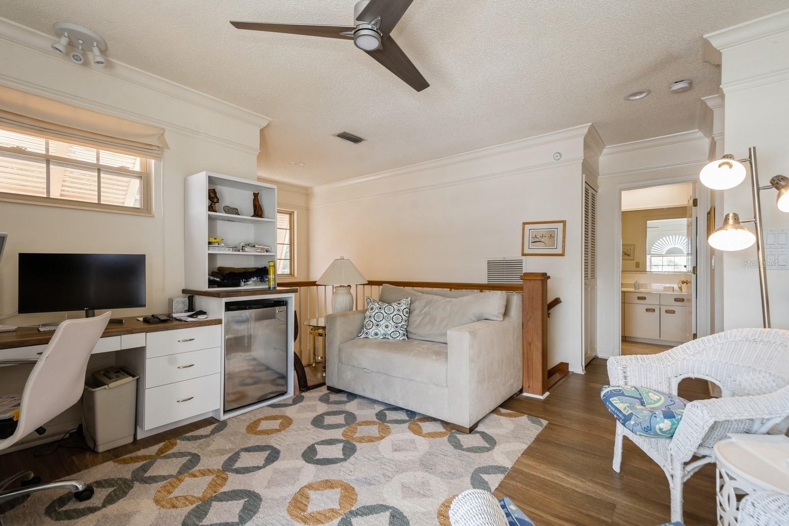 1195 COQUILLE ST #309