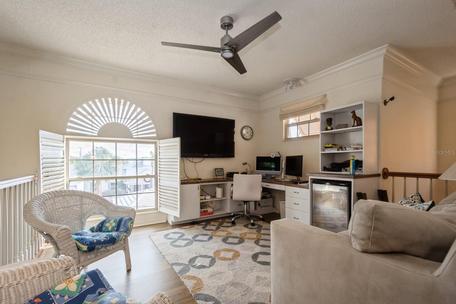 1195 COQUILLE ST #309