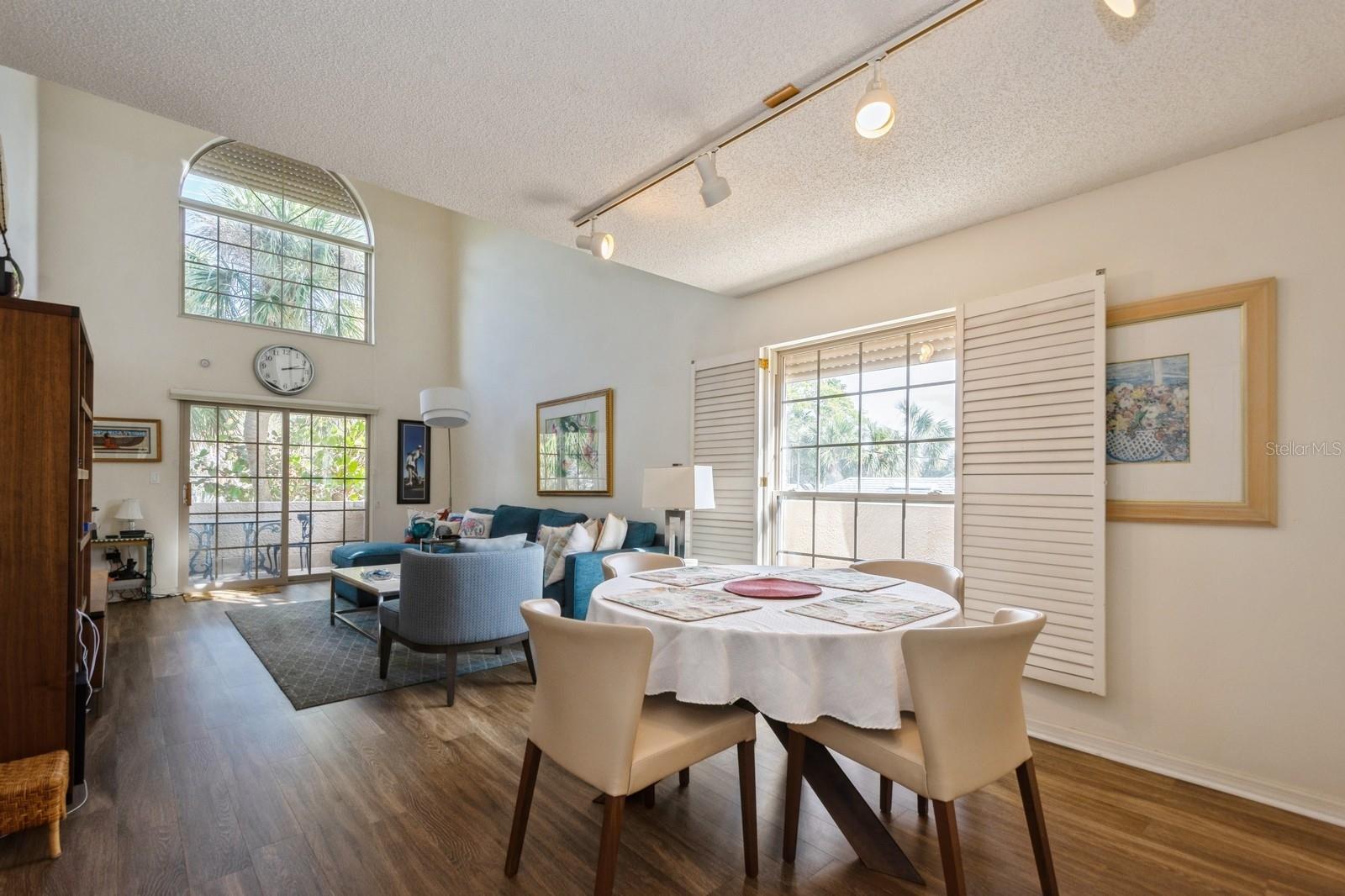 1195 COQUILLE ST #309