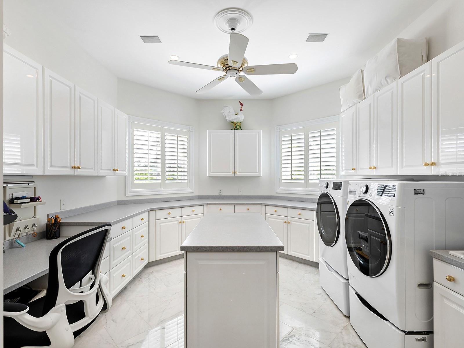 1310 S LAKE SHORE DR