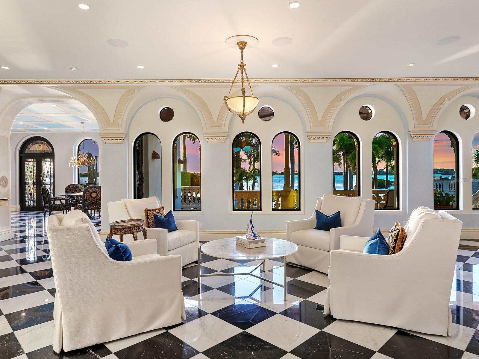 1310 S LAKE SHORE DR