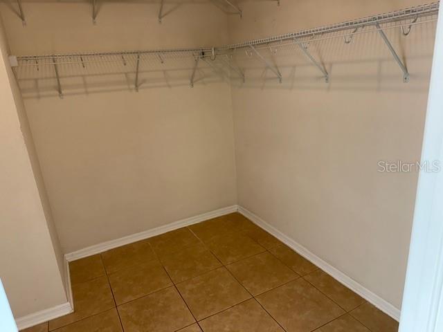 7017 ISLAND QUEEN CT