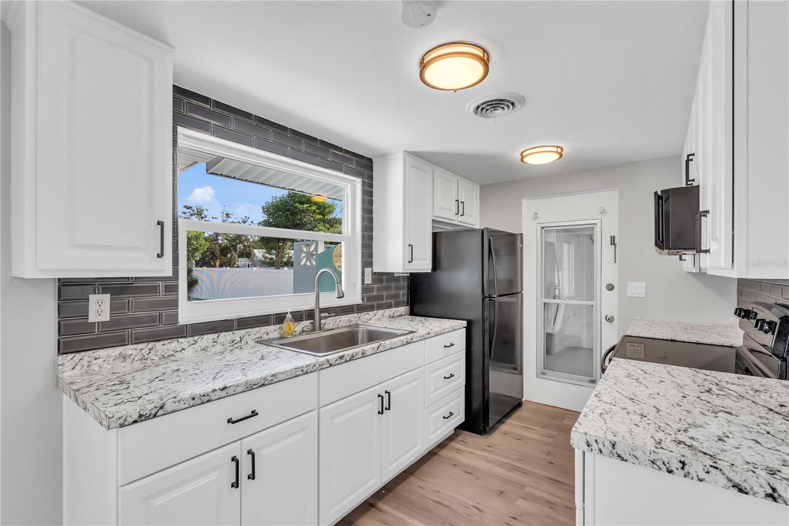 3091 SUNSET BEACH DR