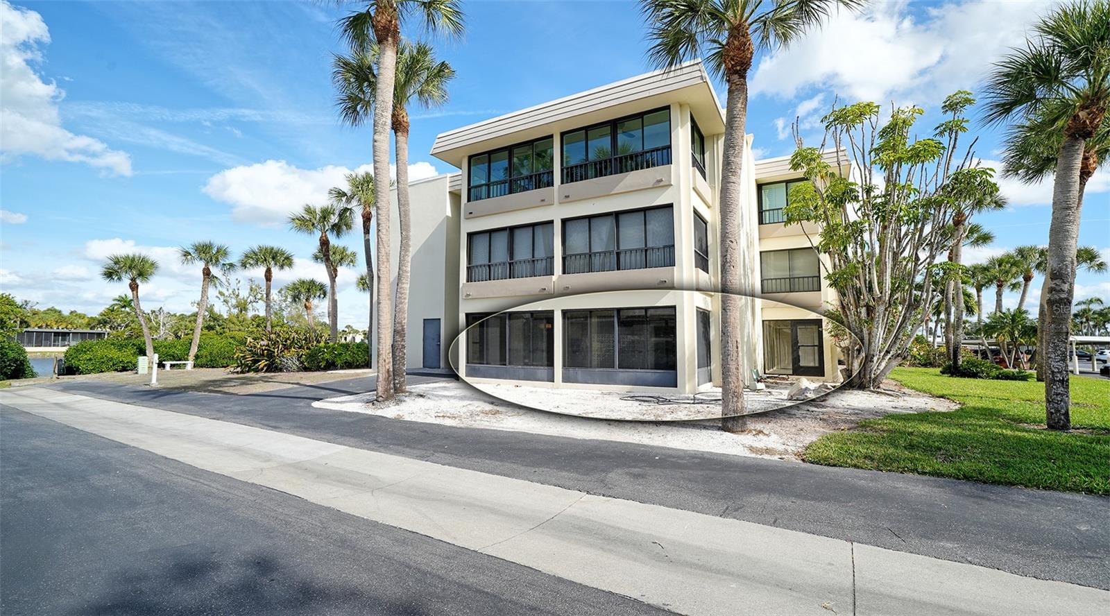 101 WHISPERING SANDS DR #107