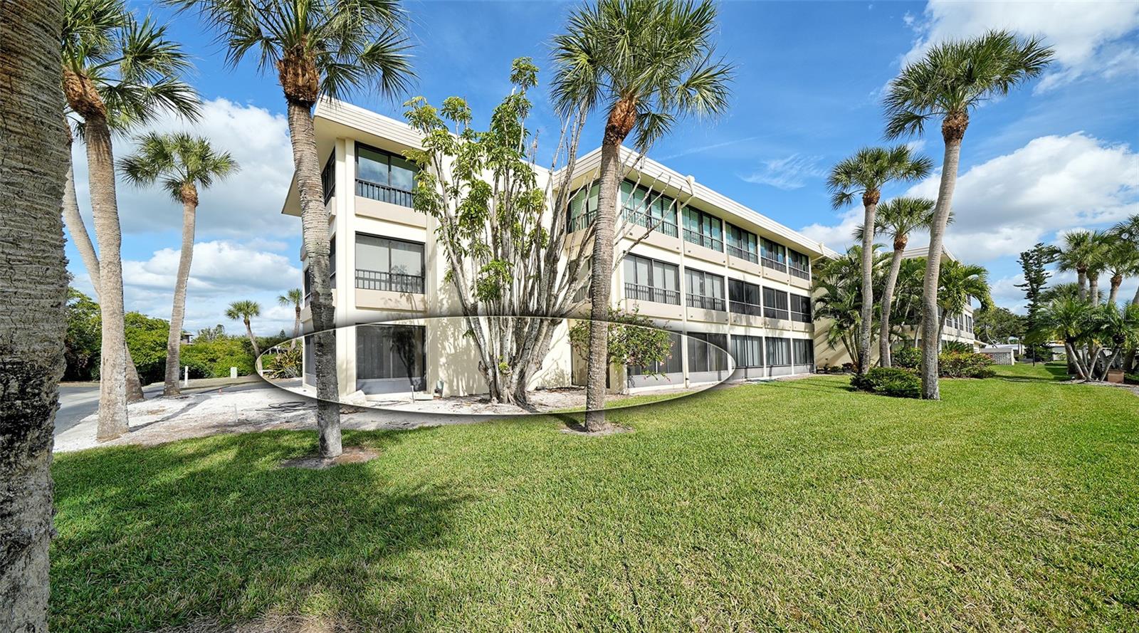 101 WHISPERING SANDS DR #107