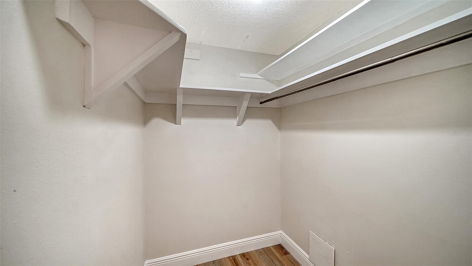 101 WHISPERING SANDS DR #107