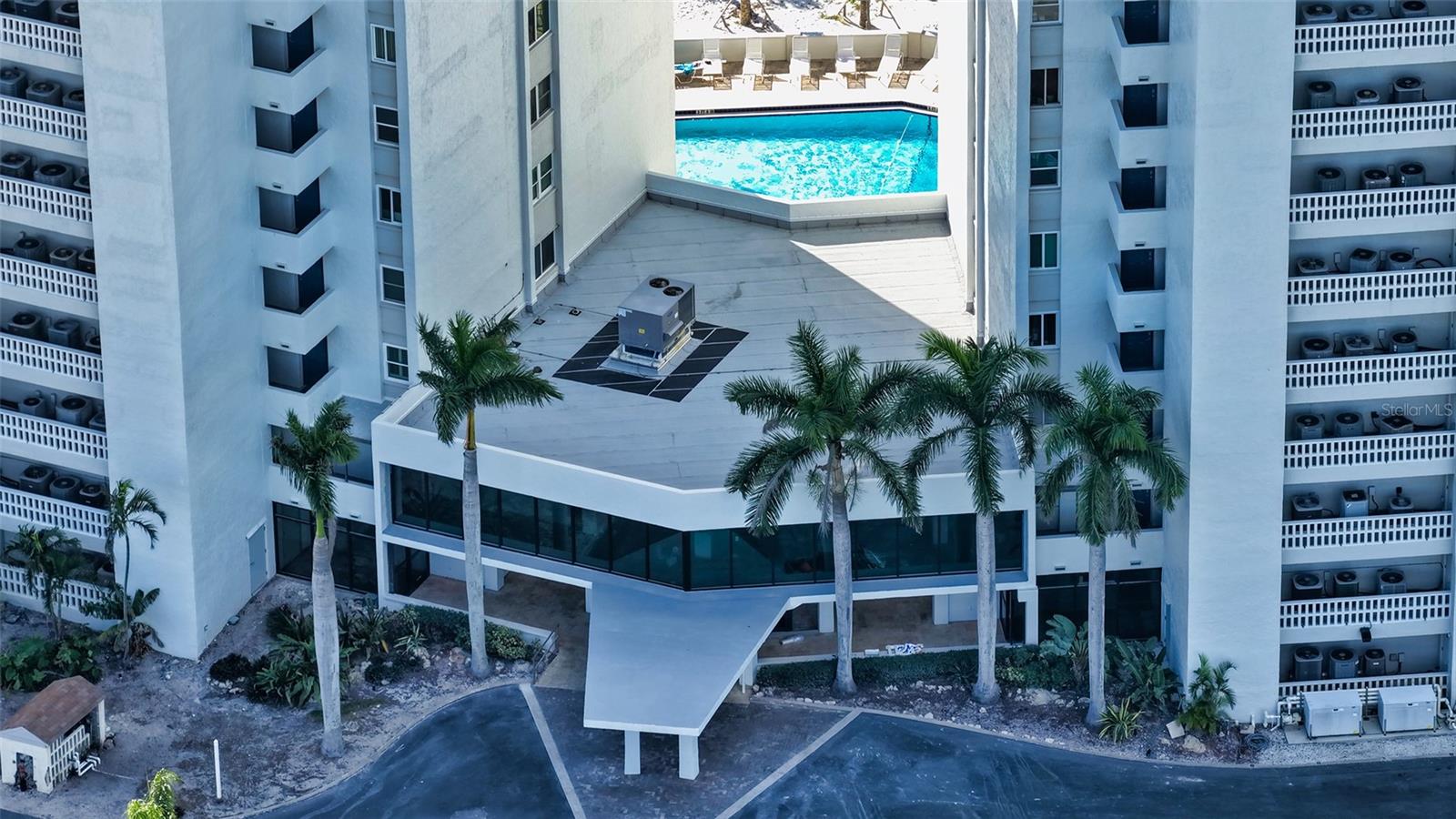 101 WHISPERING SANDS DR #107