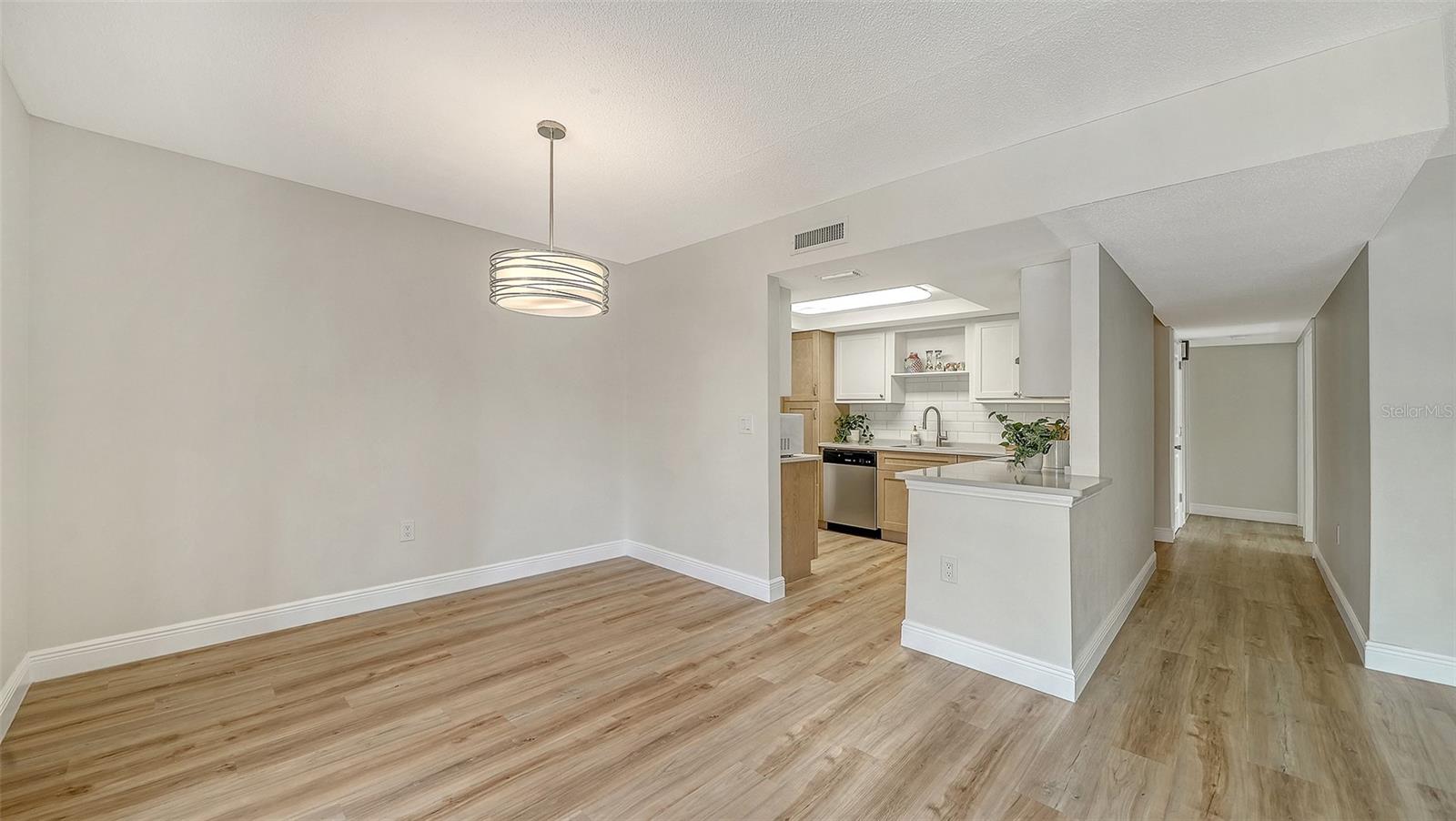 101 WHISPERING SANDS DR #107