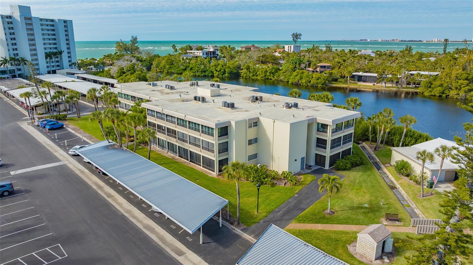 101 WHISPERING SANDS DR #107