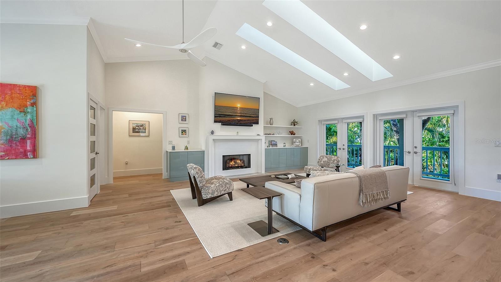 345 MADISON DR
