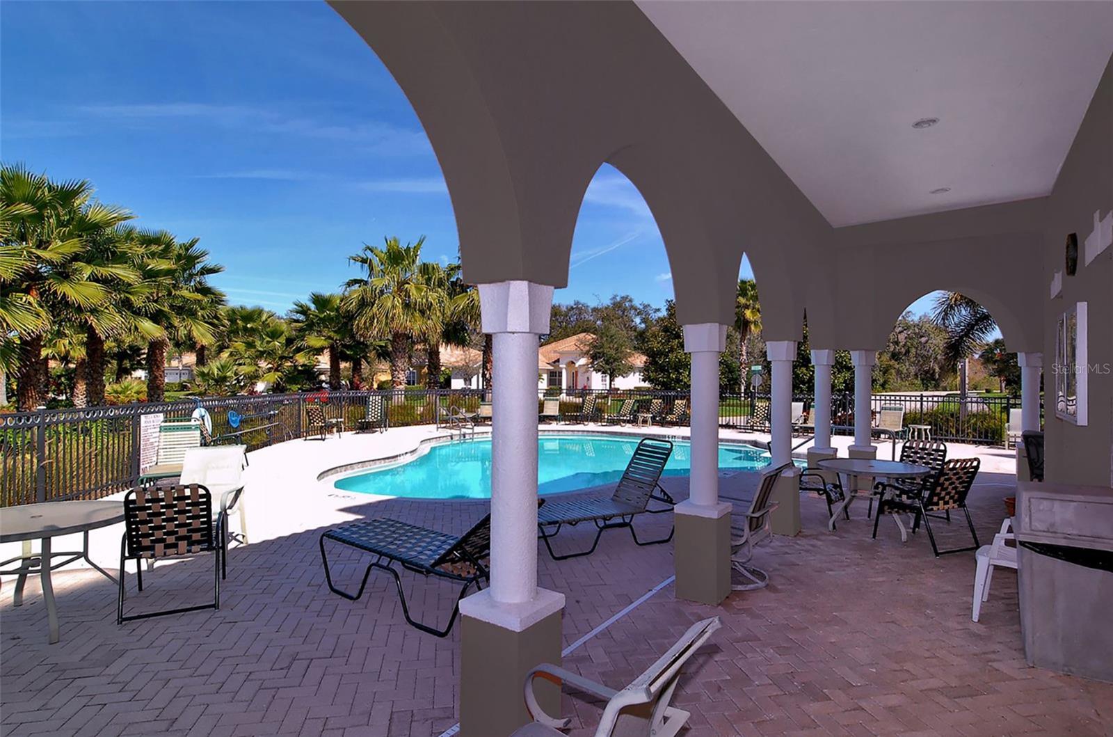 4404 REFLECTIONS PKWY