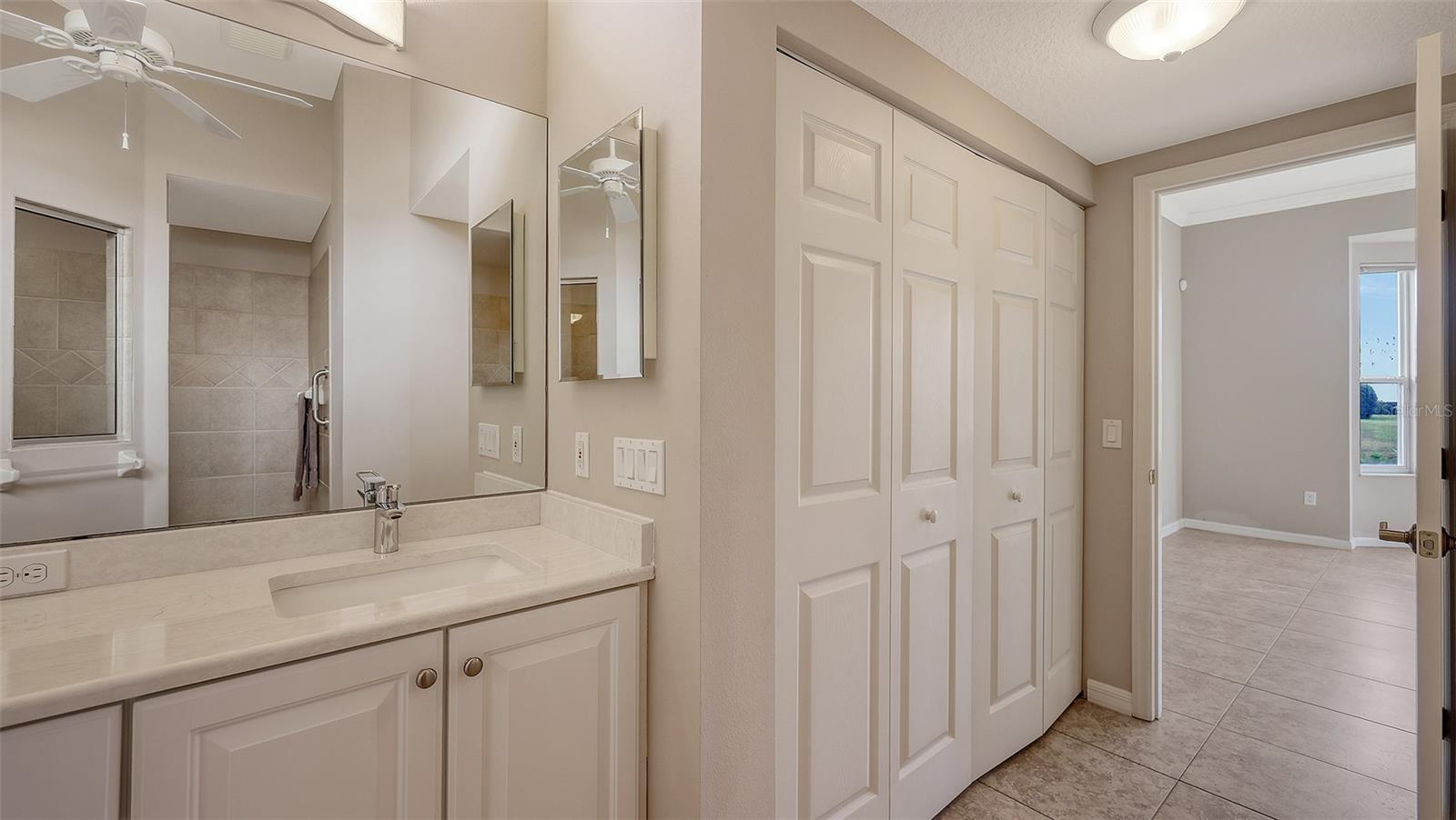 4404 REFLECTIONS PKWY