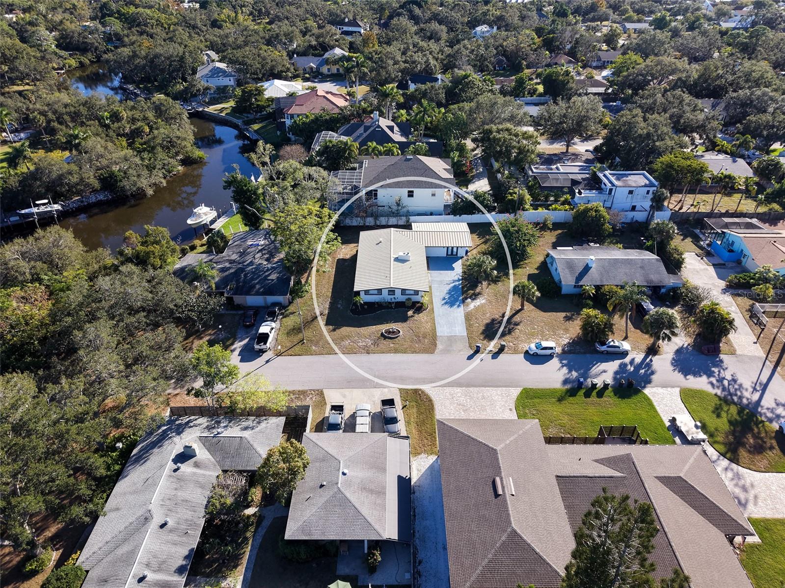 2452 WHIPPOORWILL CIR