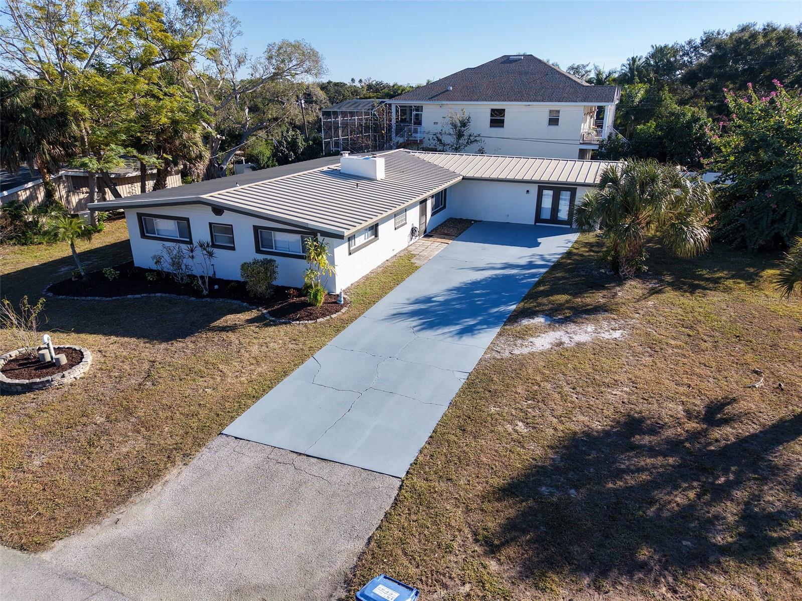 2452 WHIPPOORWILL CIR