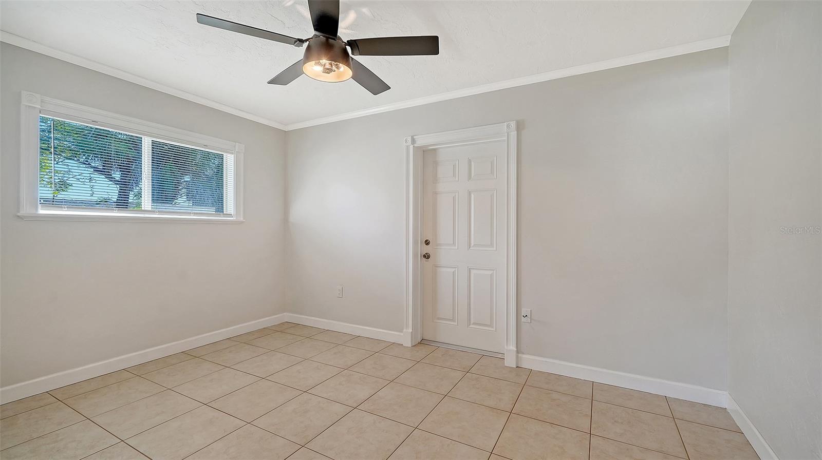 2452 WHIPPOORWILL CIR