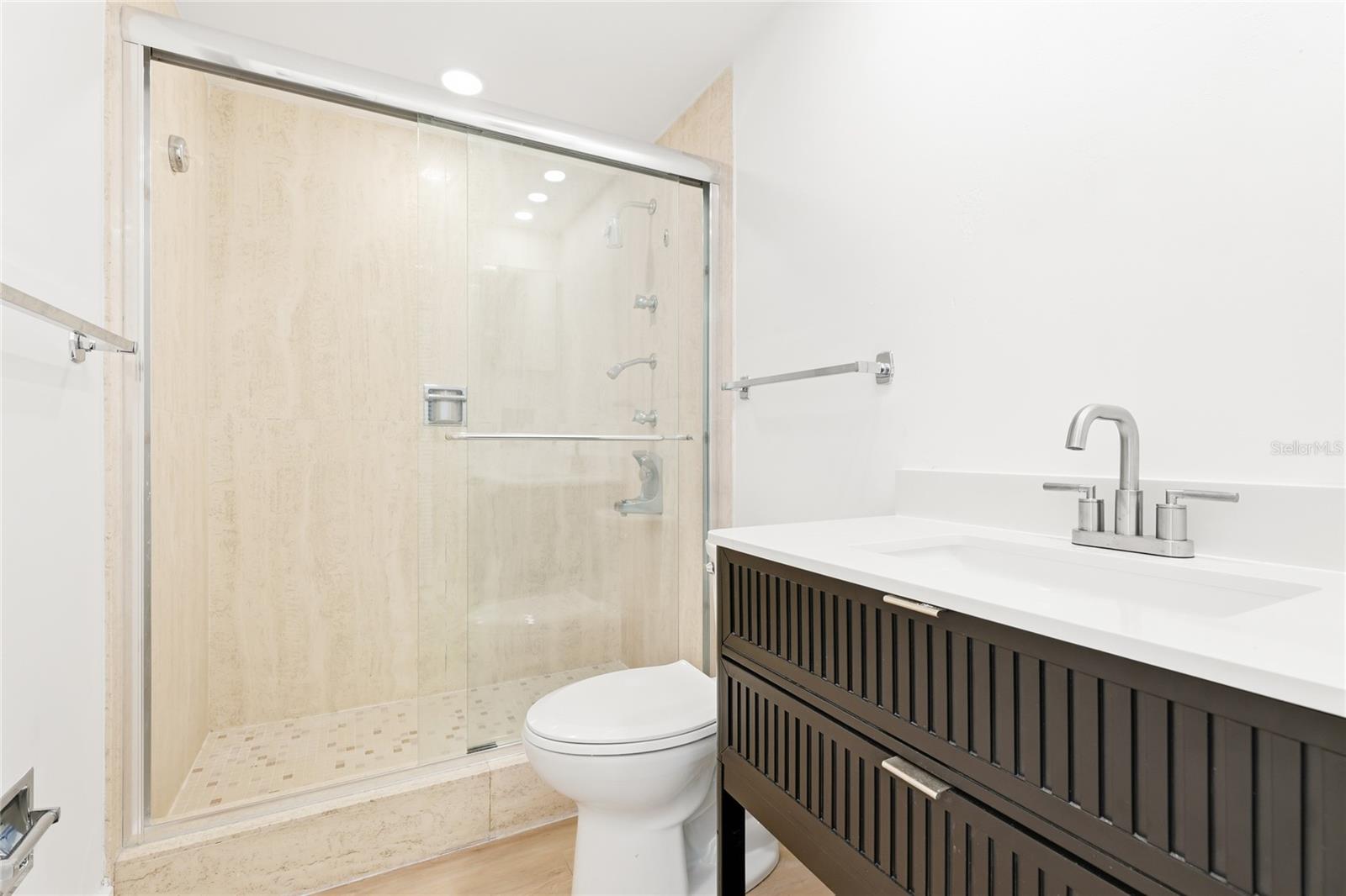 601 LONGBOAT CLUB RD #504S