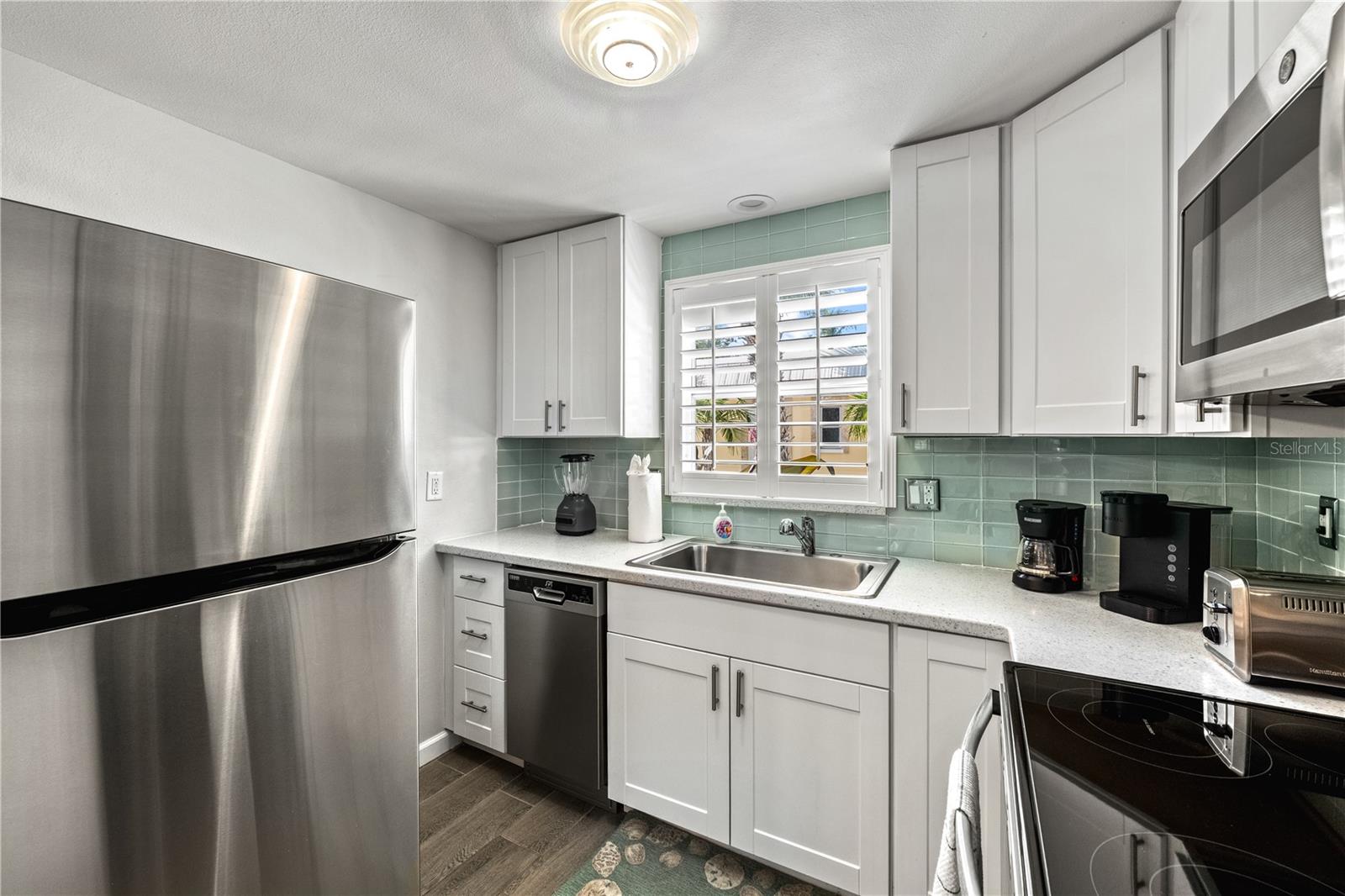 1123 CRESCENT ST #1123/1125