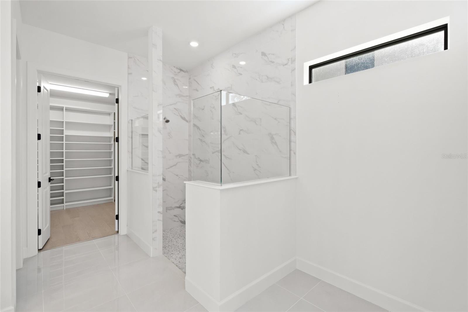 7765 GRANDE SHORES DR