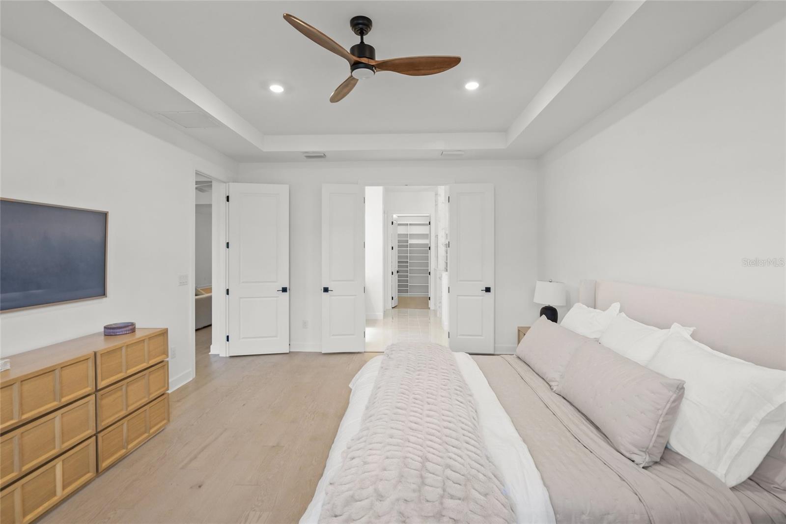 7765 GRANDE SHORES DR