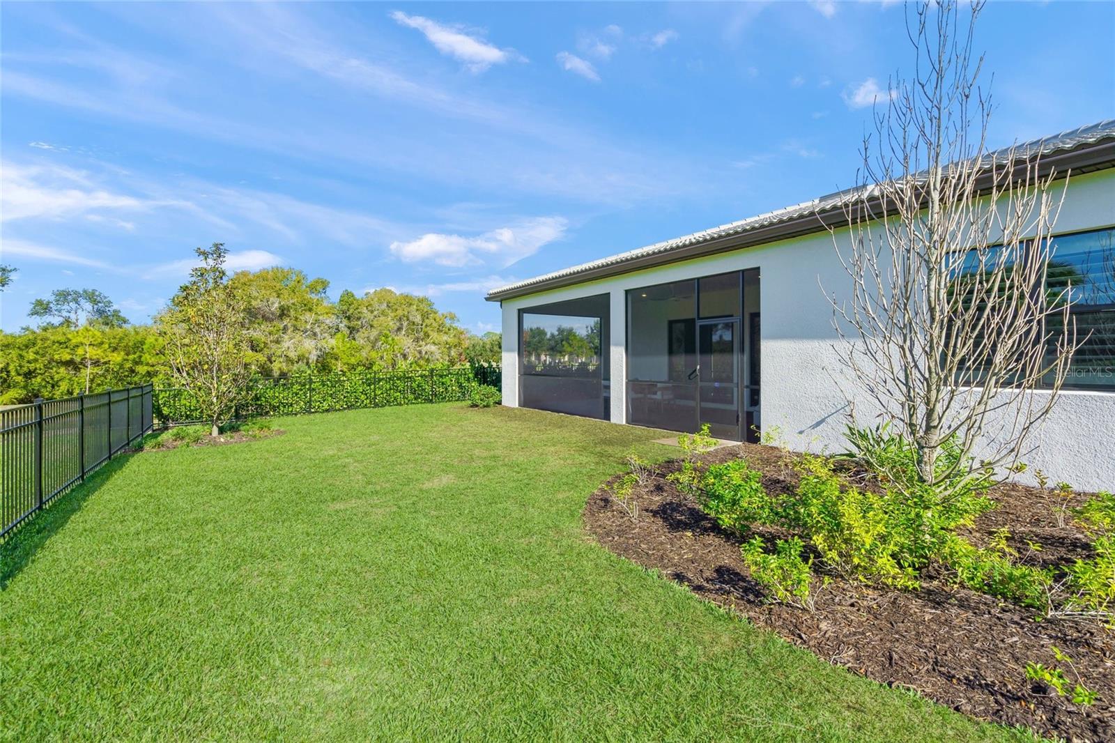 7765 GRANDE SHORES DR