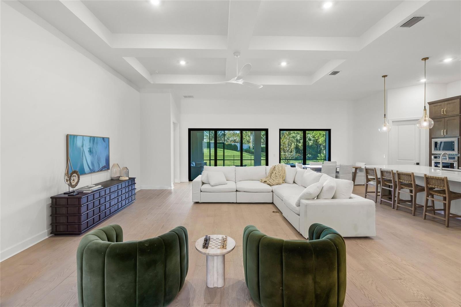 7765 GRANDE SHORES DR