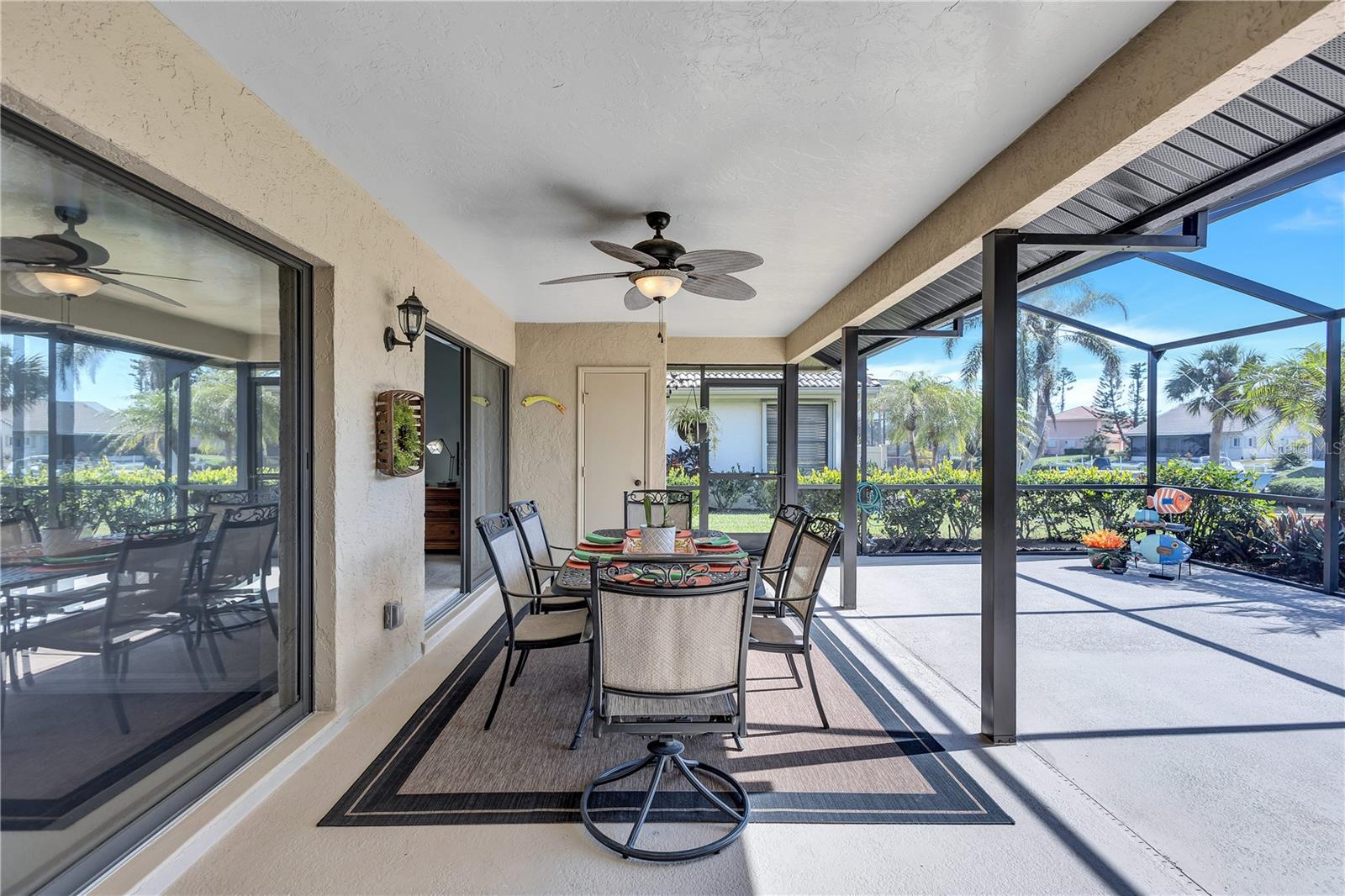 104 INLETS BLVD #104