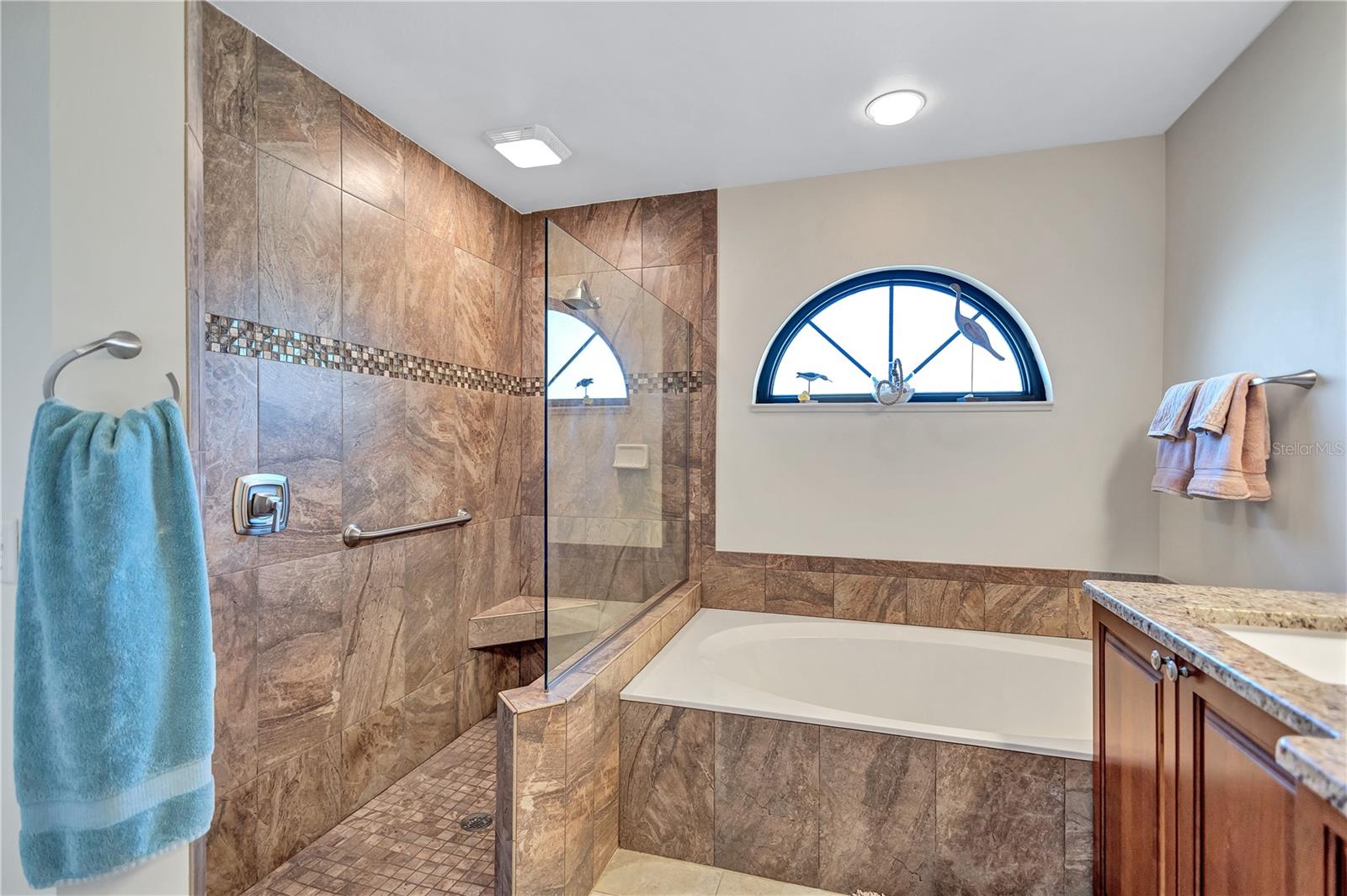 104 INLETS BLVD #104