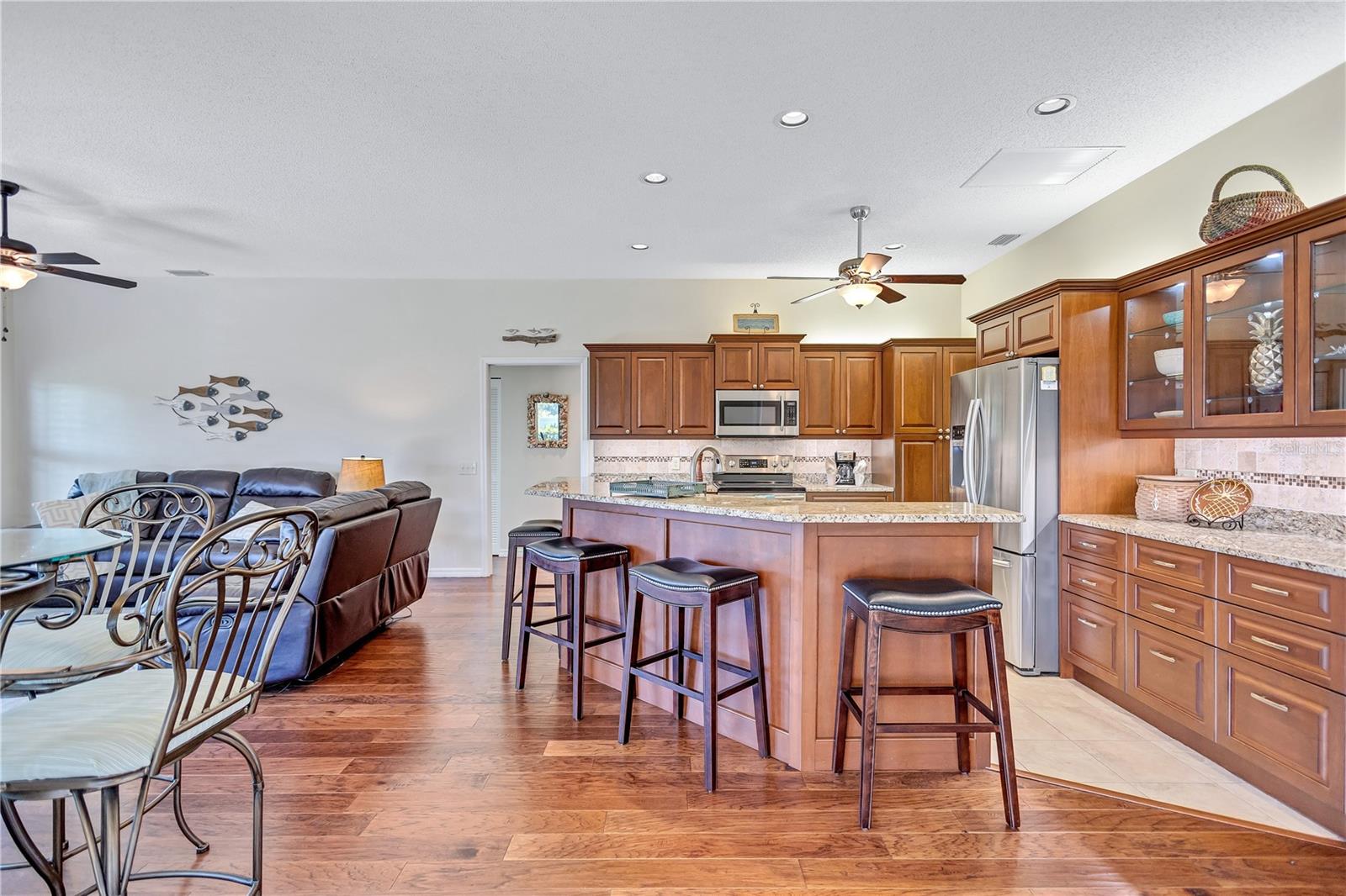 104 INLETS BLVD #104