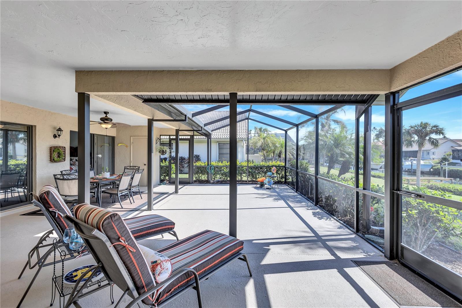 104 INLETS BLVD #104