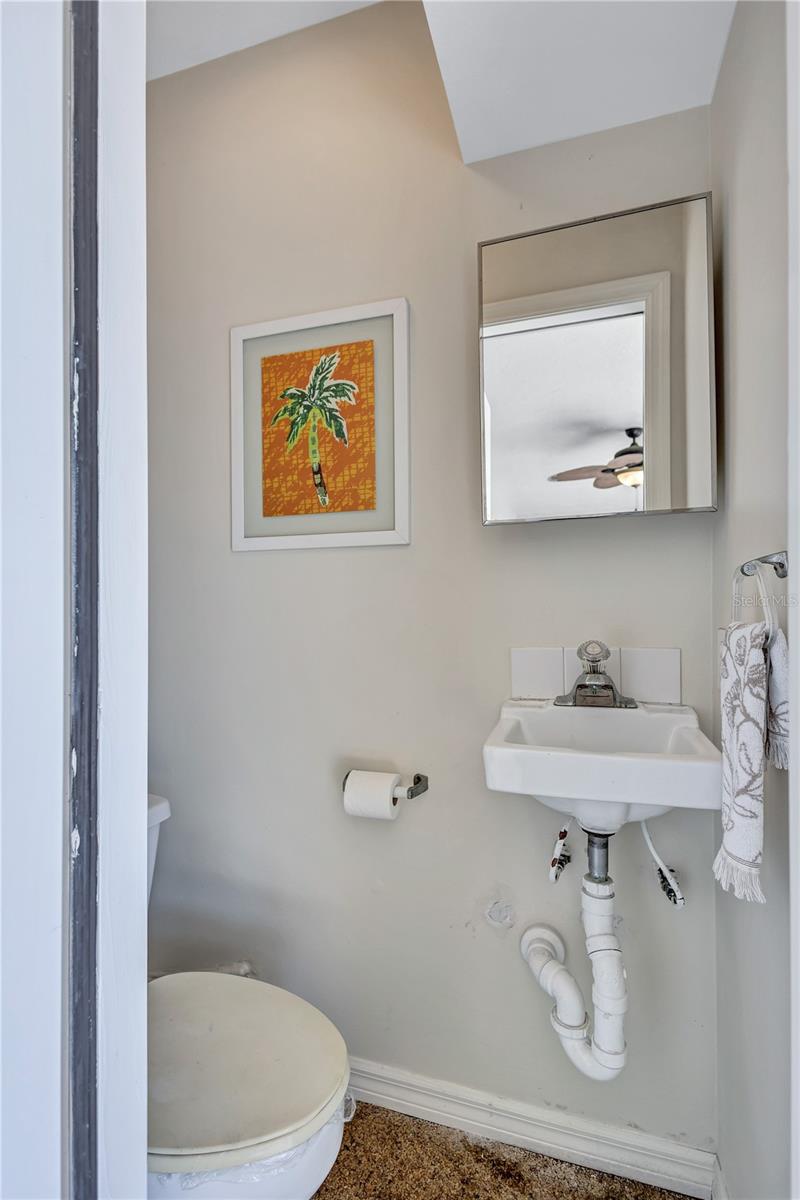 104 INLETS BLVD #104