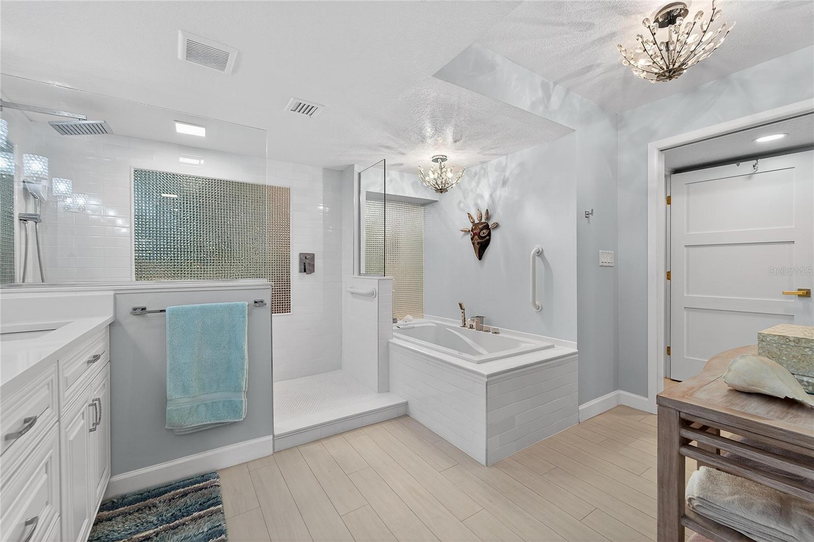 513 BAYPORT WAY #513