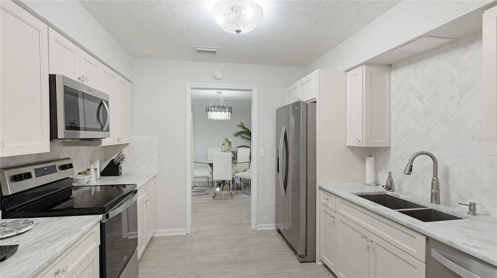 6726 S LOCKWOOD RIDGE RD