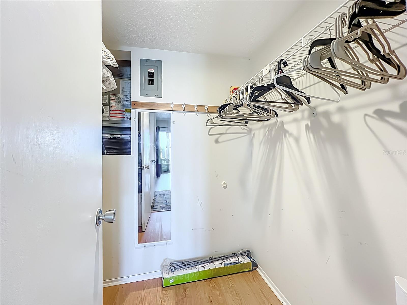 3785 LAKE BAYSHORE DR #H-405